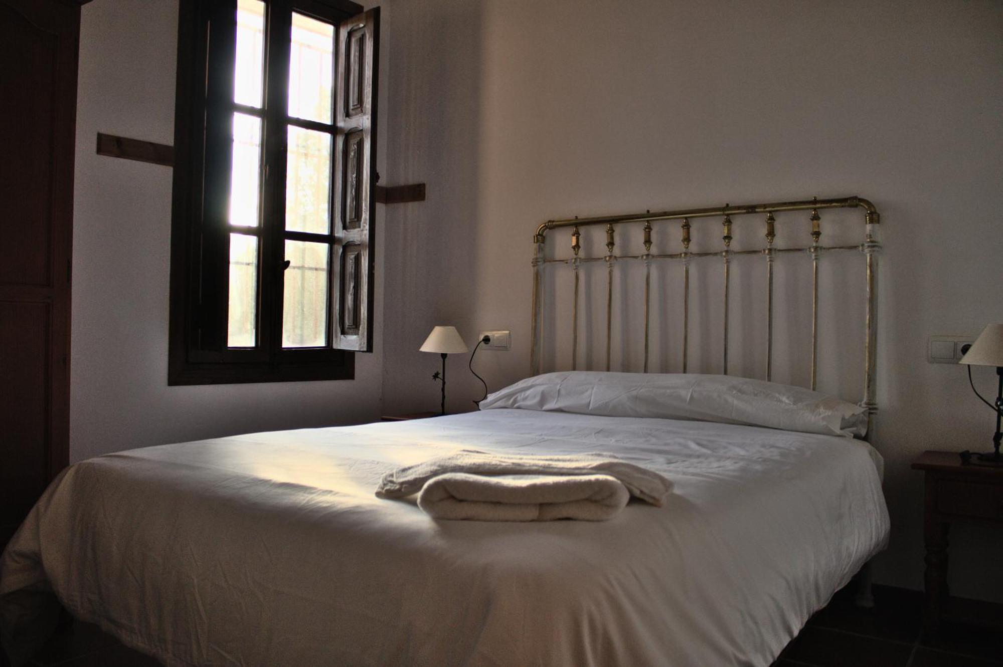 Masia De San Juan - Castillo Con Piscina En Plena Sierra Calderona เซกอร์เบ ภายนอก รูปภาพ